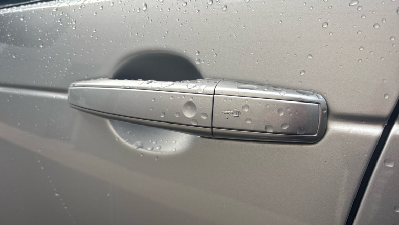 Land Rover Discovery 3.0 SD6 HSE Luxury 5dr Auto Diesel Station Wagon